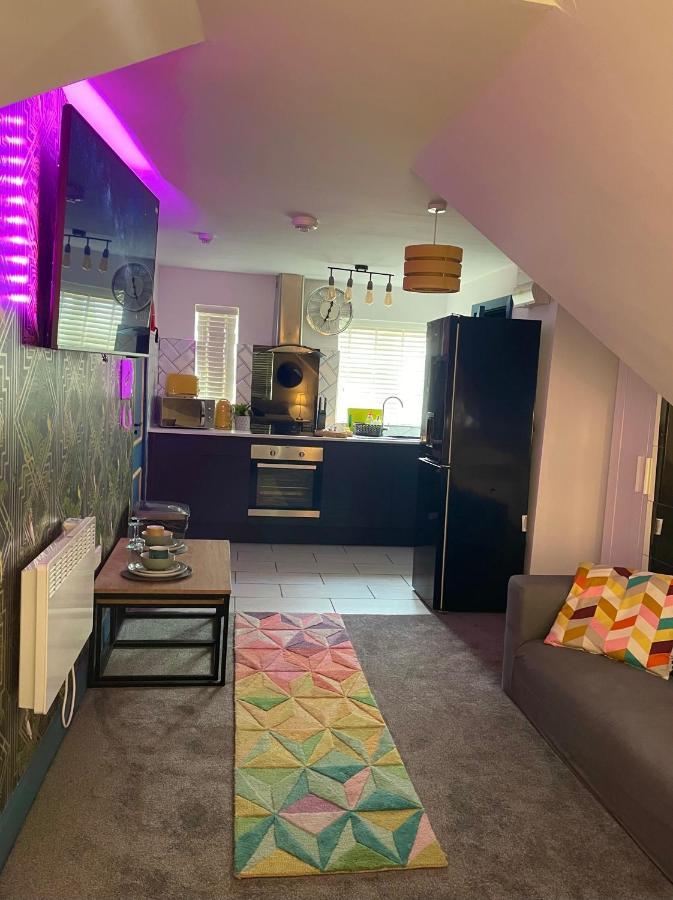 Vibrant & Modern Studio Apartment In ברמינגהאם מראה חיצוני תמונה